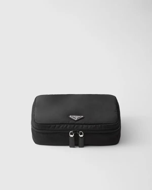 Medium Re-Nylon zipper pouch