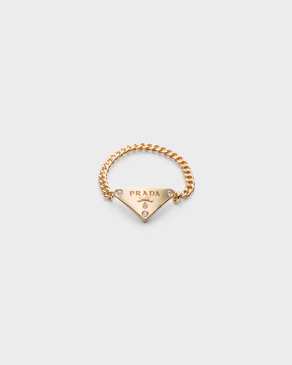 Eternal Gold chain ring in yellow gold with diamonds