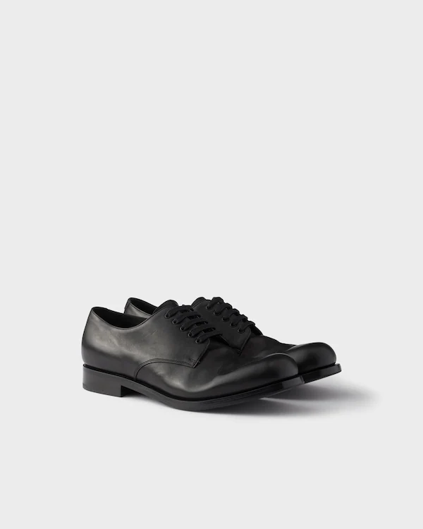 Antiqued leather laced derby shoes
