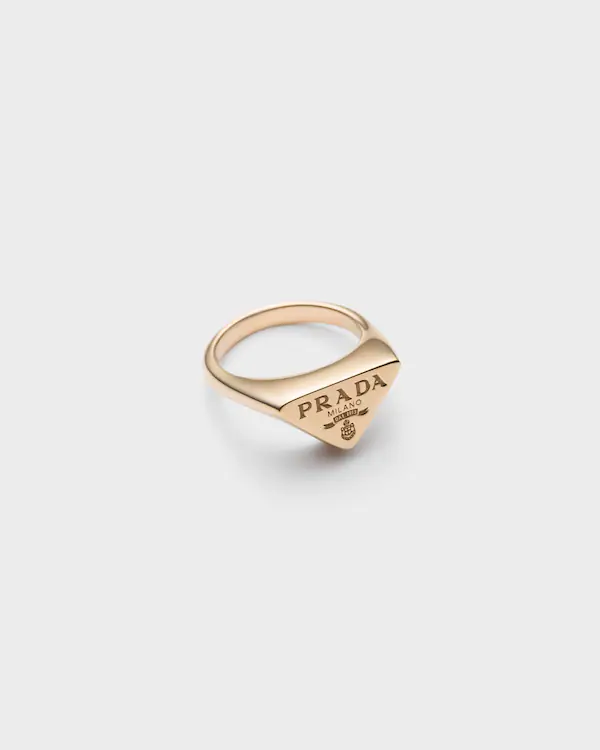 Eternal Gold ring in yellow gold