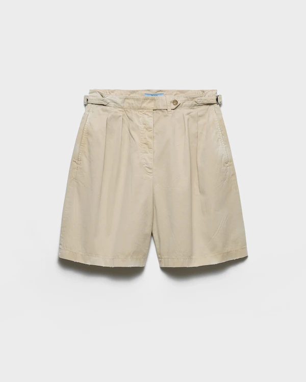 Garment-dyed old gabardine shorts