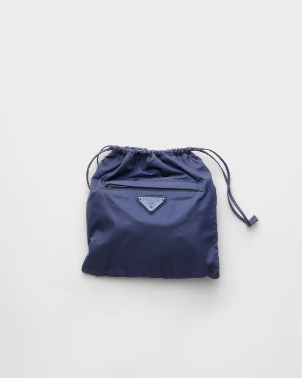 Foldable Re-Nylon pouch