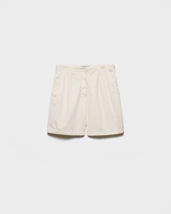 Old gabardine Bermudas